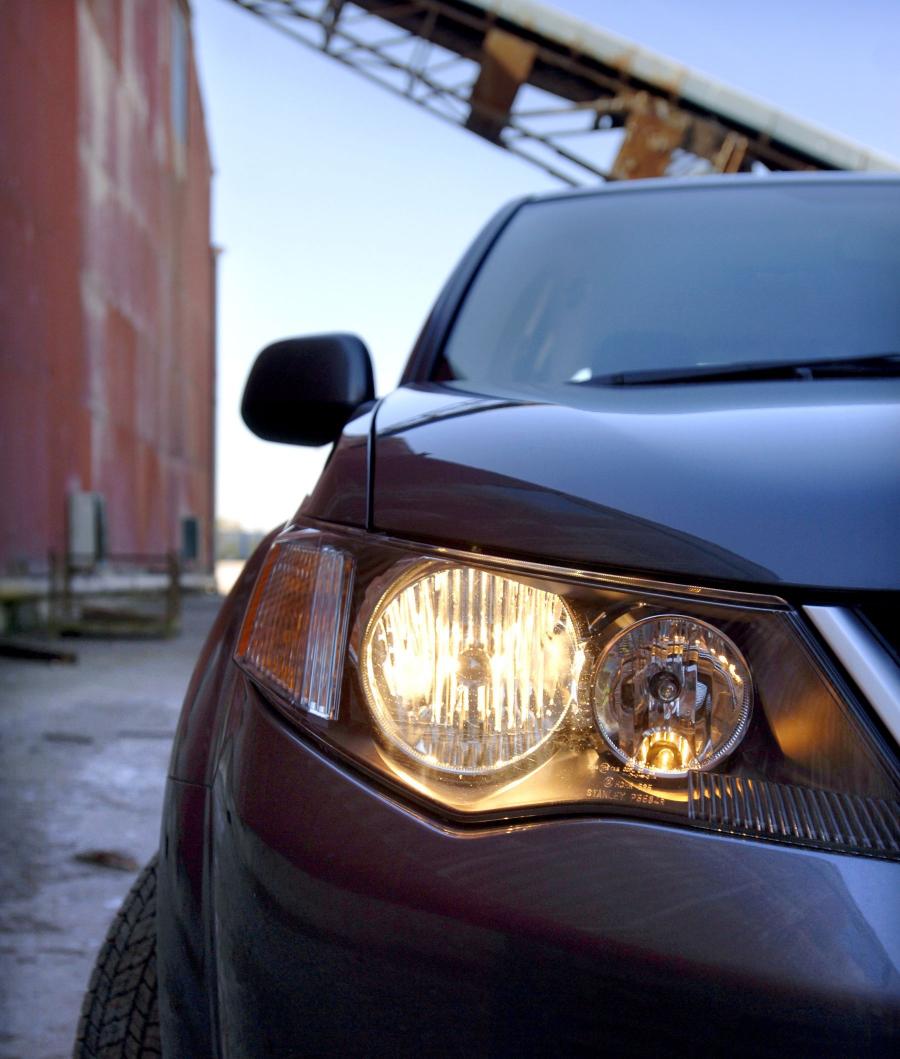  Mitsubishi Outlander 4Work 2007 года  (фото 10 из 16)